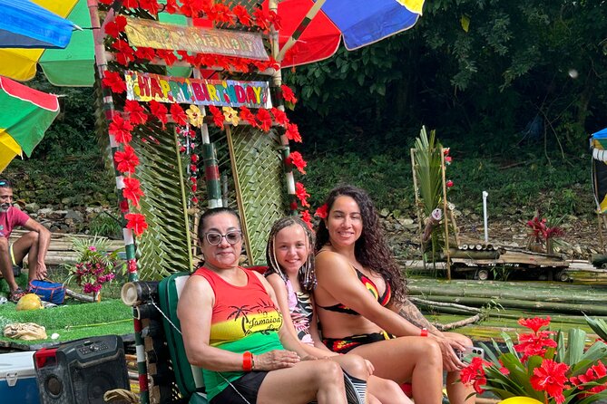 Customized Happy Hour Bamboo Rafting+Limestone Massage + Shopping - A slow bamboo raft ride on the Lethe River