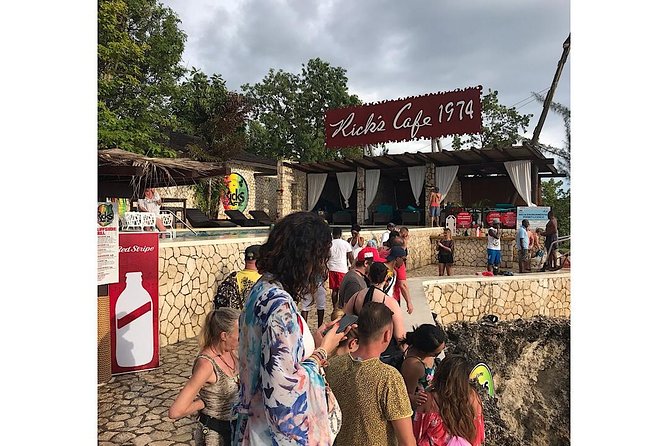 Day Tour Negril Beach & Ricks Cafe - What Your Driver Adds to the Day
