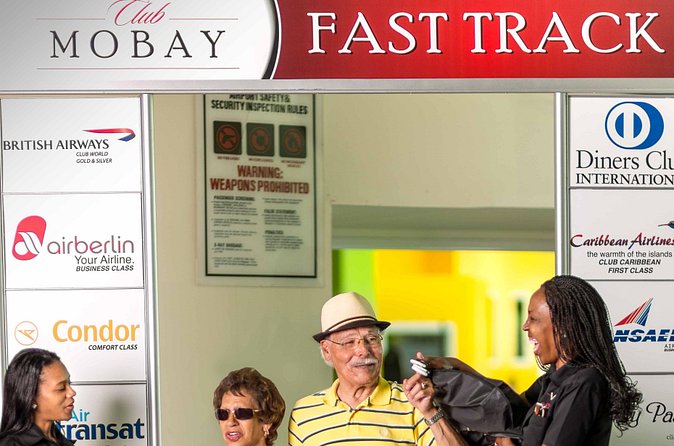 Departure Shuttle to Airport, Club Mobay Fast Track & VIP Lounge Combo - When the lounge is worth the $60 price
