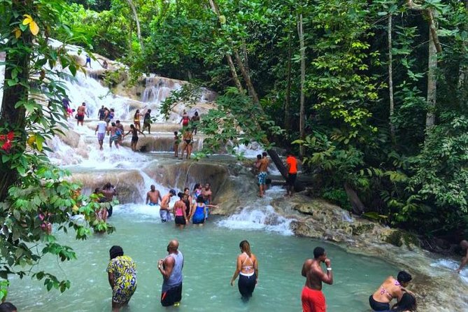 Dunn's River and Blue Hole Tour from Ocho Rios - Blue Hole: a second chance to get in the water