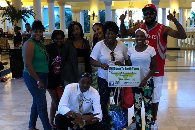 Dunn's River Falls and Jamaica Sightseeing Private Tour - Lunch, drinks, and the return to Montego Bay