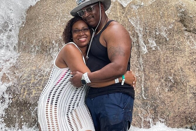 Dunn's River Falls Climb and Beach Include Entry Fee (ᵔᵕᵔ) - Optional Ocho Rios shopping in 25 minutes