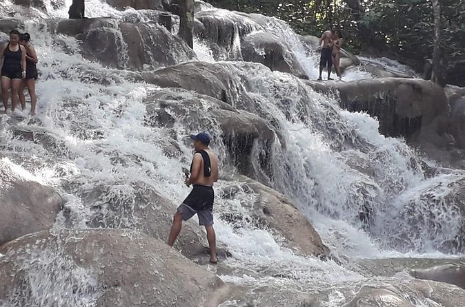 Dunn's River Falls from Ocho Rios - Guides, photos, and the human side of the climb