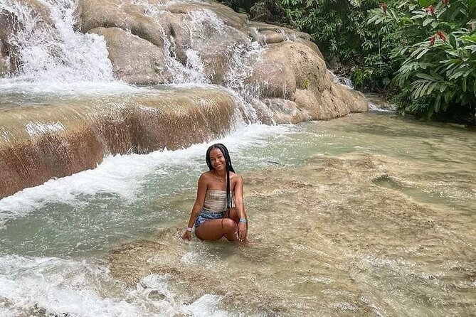 Dunn's River Falls Half Day Tour From Montego Bay - Rio Bueno: a four-minute photo pause
