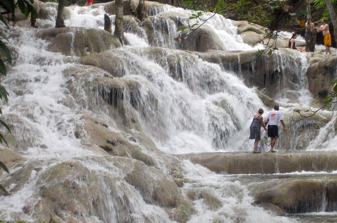 Dunn's river falls, shopping and lunch - The Guides Can Shape the Whole Day