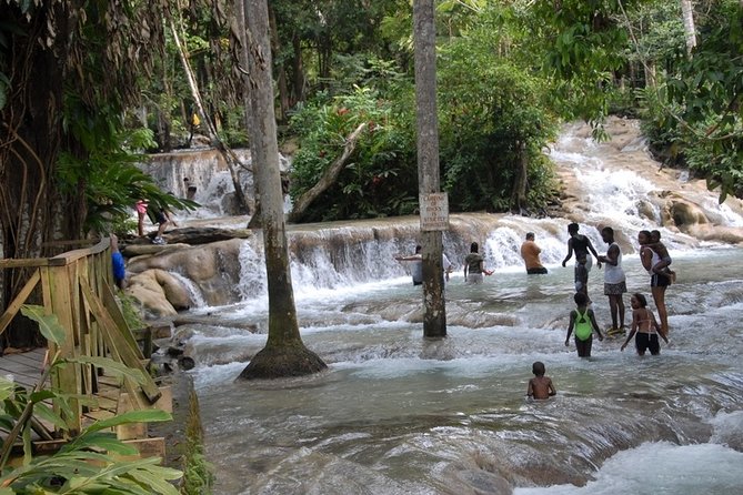 Dunn's River Falls Tour from Ocho Rios - Why Dunn’s River Falls is worth your morning