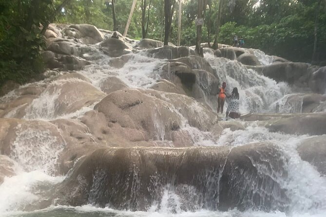 Dunns River Falls and Shopping Tour in Ocho Rios - What the Dunns River experience may feel like