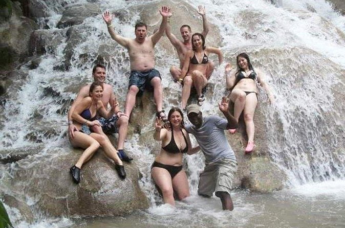 Dunns River Falls from Ocho Rios - Arriving at the falls and collecting your pass