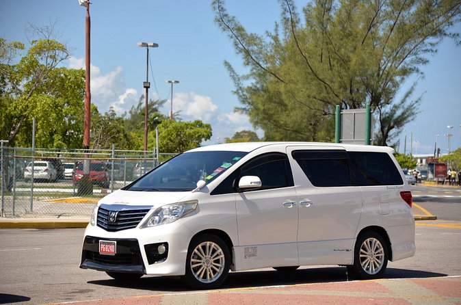 Excellence Oyster Bay Transfer To and From Montego Bay Airport (MBJ) - Choosing the right vehicle for your group