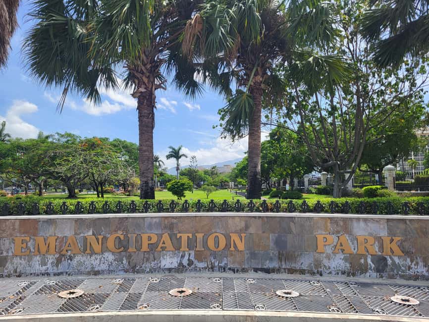 Explore Downtown Kingston and New Kingston: - Comfort, clothing, and tour limits
