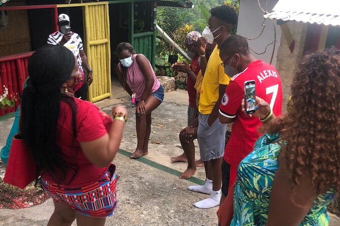 Explore Montego Bay to Bob Marley Mausoleum Nine Miles& Blue Hole - What the private format is really worth