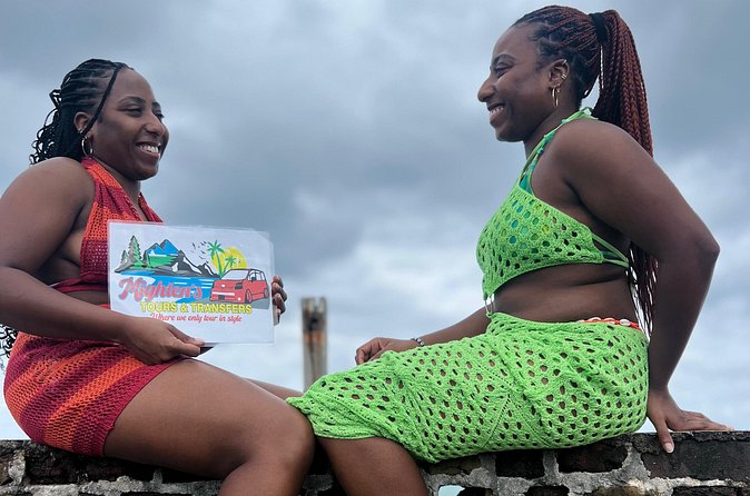 Explore Negril Day Tour beach and Ricks Cafe From Montego Bay - A quick photo stop at the Negril sign