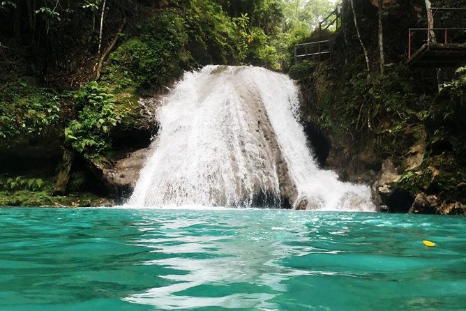 "Explore Scenic Tropical Waterfalls at Blue Hole" - Key things to know before visiting Blue Hole