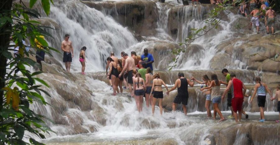 Falmouth: Dunn’s River Falls & Bamboo Beach Club VIP Access - What the four-course VIP lunch includes