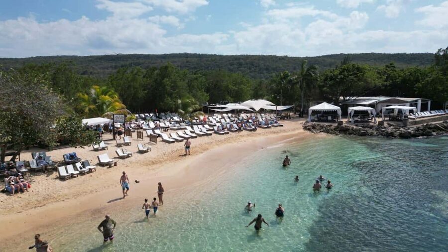 Falmouth: Jungle River Tubing & Bamboo Beach Club with Lunch - What makes the tubing worthwhile