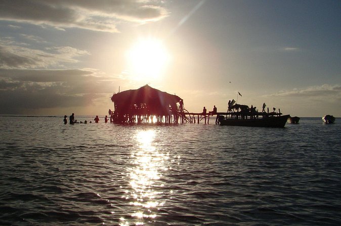 Floyd's Pelican Bar [Private Transportation] - Taking the wooden boat to Floyd’s Pelican Bar