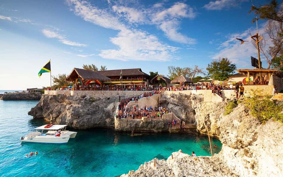 From Montego Bay: Negril Beach & Rick's Cafe Sunset Day Trip - The drawbacks you should plan around