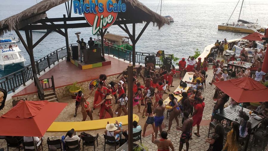 From Montego Bay: Negril Beach & Rick's Cafe Sunset Day Trip - Who should book this Negril day trip?