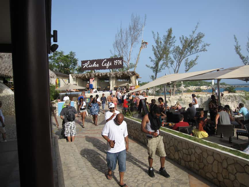 From Montego Bay: Negril Day Trip and Rick's Café Sunset - The ride from Montego Bay to Negril
