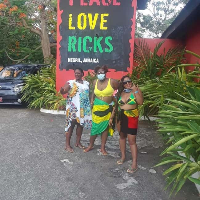 From Montego Bay: Negril Day Trip and Rick's Café Sunset - Should you book it?