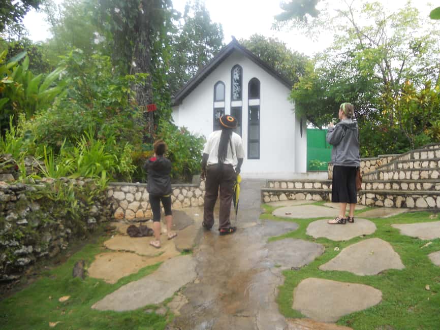 From Ocho Rios: Bob Marley & Dunn’s River Falls 6/7Hour Tour - Inside Bob Marley’s Nine Mile home