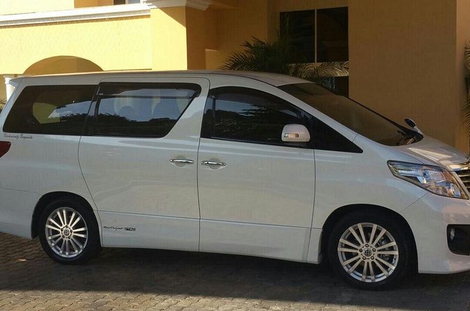 Grand Palladium Lady Hamilton Transfers from Montego Bay Airport - Air conditioning, WiFi, water, and a local welcome