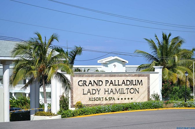Grand Palladium Private Airport Transfer - Who will get the most from this transfer?
