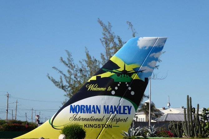 Group Private Kingston Airport Transfers (4 - 9 Persons) - Returning from your hotel to the airport