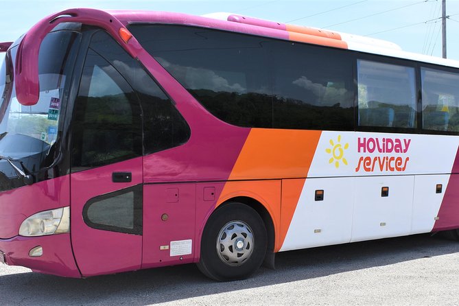 Group Private Kingston Airport Transfers (4 - 9 Persons) - Price and group value at $159