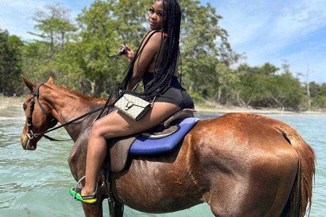 Horseback Ride , Dunns River Falls & Blue Hole From Montego Bay - The private format and the guide factor