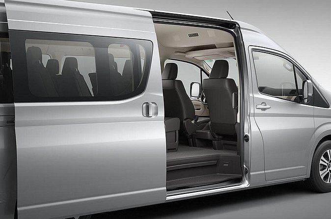Hotel Riu Montego Bay Airport Shuttle Transfer - Price and value at $23.47 per person
