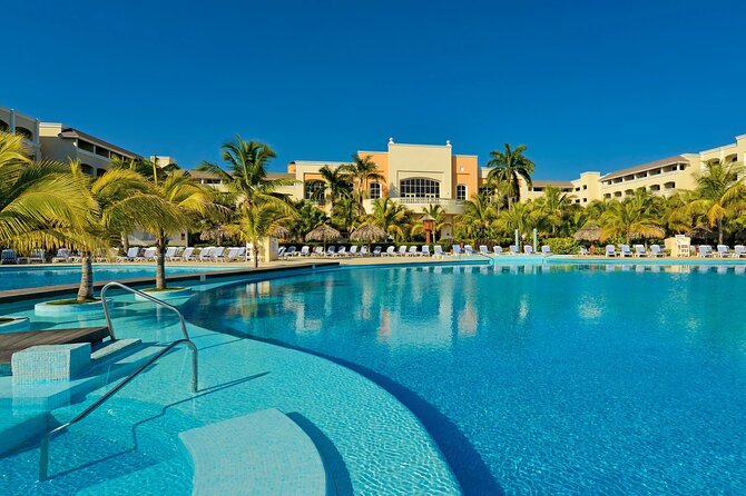 Hyatt Zillara or Ziva Rose Hall private Transfers - The human touch from the drivers