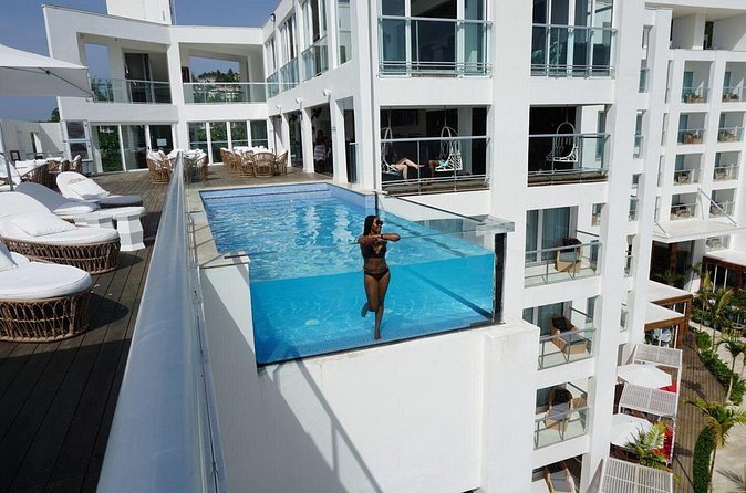 Hyatt Zillara or Ziva Rose Hall private Transfers - Who will appreciate this transfer most