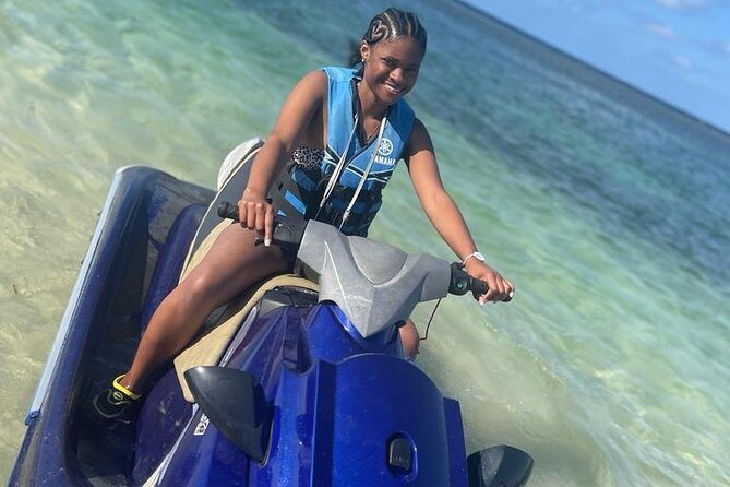 Jet Ski and Margaritaville day vibes. - Getting ready at the beach bar