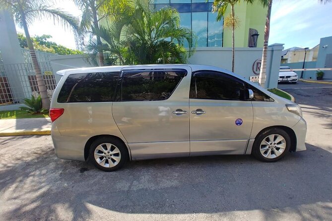 Kingston Airport to Ocho Rios Hotels and St Anns One Way - Who will get the most from this service