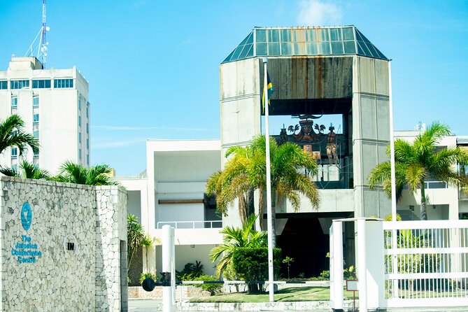 Kingston City Classic Guided Tour - The city commentary is the main attraction