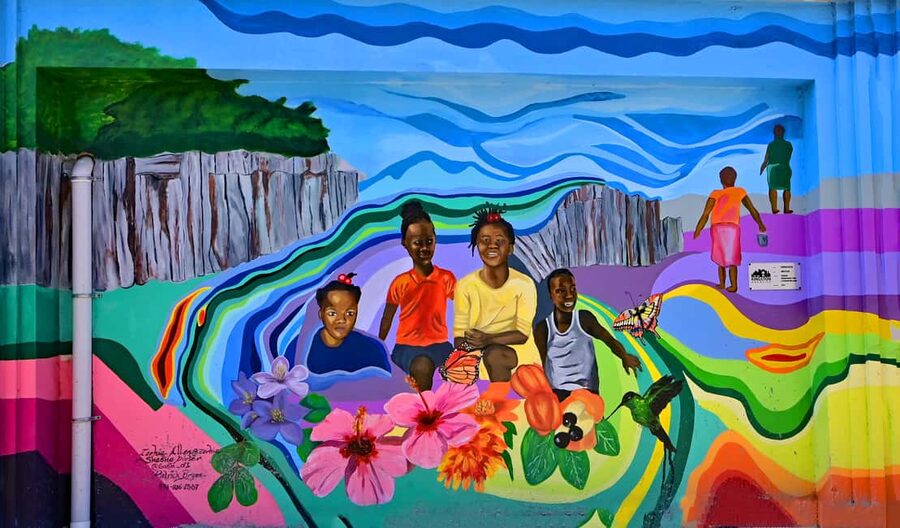 Kingston Creative: Mural Art Walking Tour - Choosing among three stories