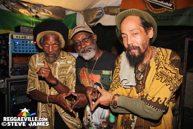 Kingston Dub Club Sundays - The deck bar and the social side