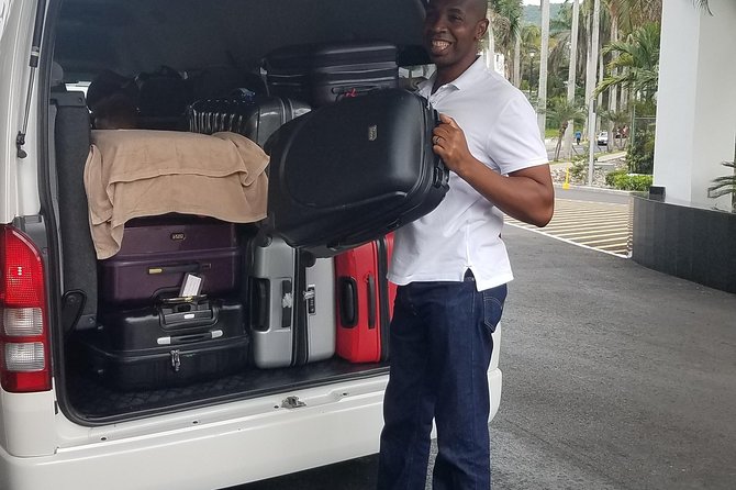 Kingston Round Trip Airport Transfers to Ocho Rios - The return pickup from Ocho Rios