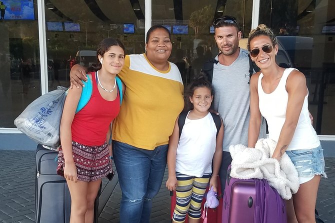 Kingston Round Trip Airport Transfers to Ocho Rios - Booking details worth confirming