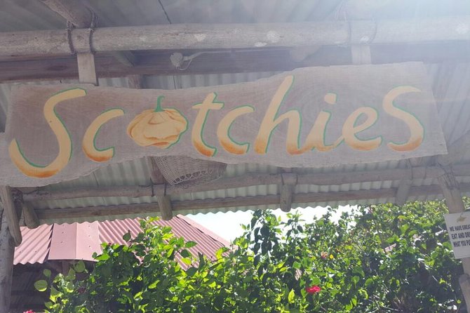 Lunch at Scotchies Jerk Centre From Ocho Rios - Arriving at Scotchies Ocho Rios