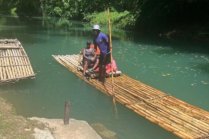 Martha Brae Rafting Ocho Rios, Runaway Bay, Falmouth&Montego Bay - What the captains and drivers add