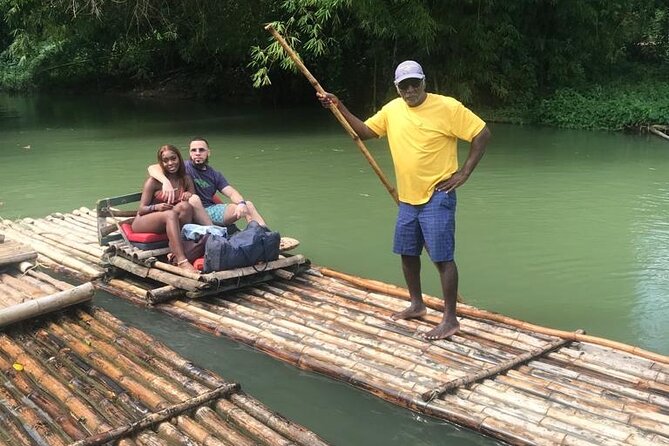 Martha Brae Rafting Ocho Rios, Runaway Bay, Falmouth&Montego Bay - Starting at the Martha Brae Rafting Village
