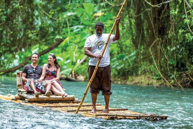 Martha brea rafting and blue hole “COMBO TOUR”from montegobay - A guide who adds local color