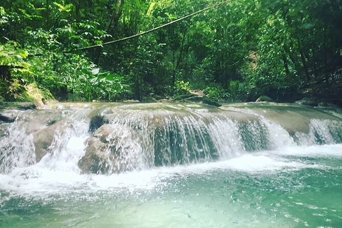 Mayfield Falls Tour with Lunch, drink, Entry & Transp(Original) - Lockers, footwear, and what to pack