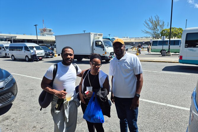 MBJ Private Airport transfer to or from Negril - Leaving Sangster Airport with a private driver