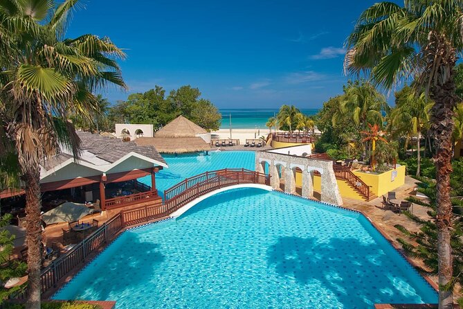 Montego Bay Airport Private Taxi to any Negril Hotels - Stops Along the Road to Negril