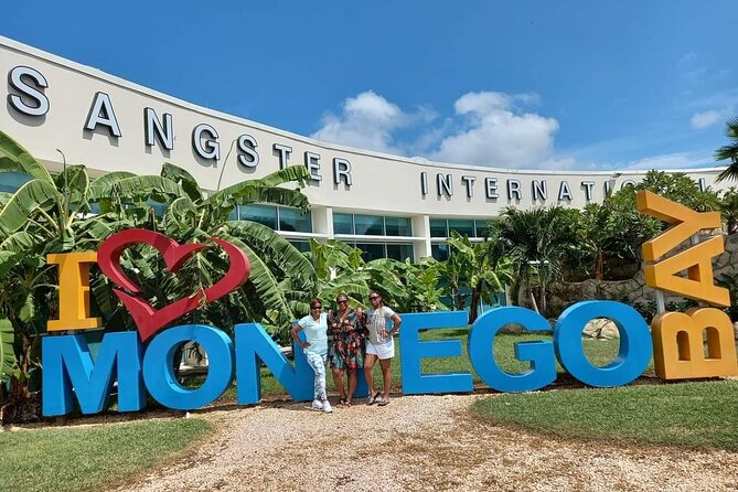 Montego Bay Airport Private Transfer to Hotels in Montego bay - A private transfer, not a sightseeing tour