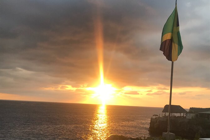 Montego Bay Airport Taxi To HEDONISM Negril - Who will get the most from this transfer?