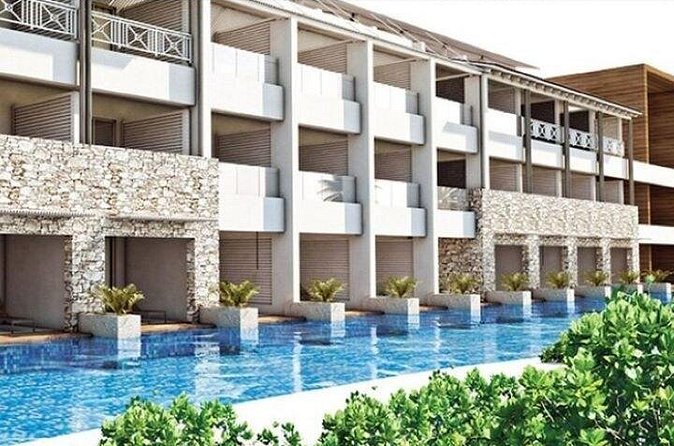 Montego Bay Airport to Royalton/Hideaway Negril Private Transfer - Reaching Royalton Negril